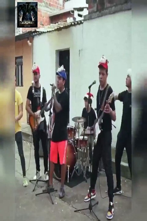 EL QUE NO CANTA NO COME...  - Mario Andres Ruiz on Facebook Watch...