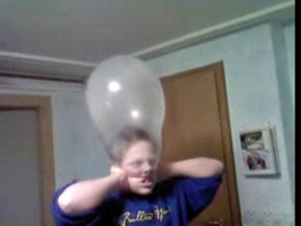 MAX AC LA CAPOTE xD