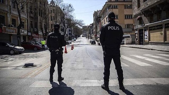 Cumhurbaşkanlığı Sözcüsü Kalın, Bayramda sokağa çıkma yasağı gelecek mi? sorusuna yanıt verdi: İhtimal dahilinde