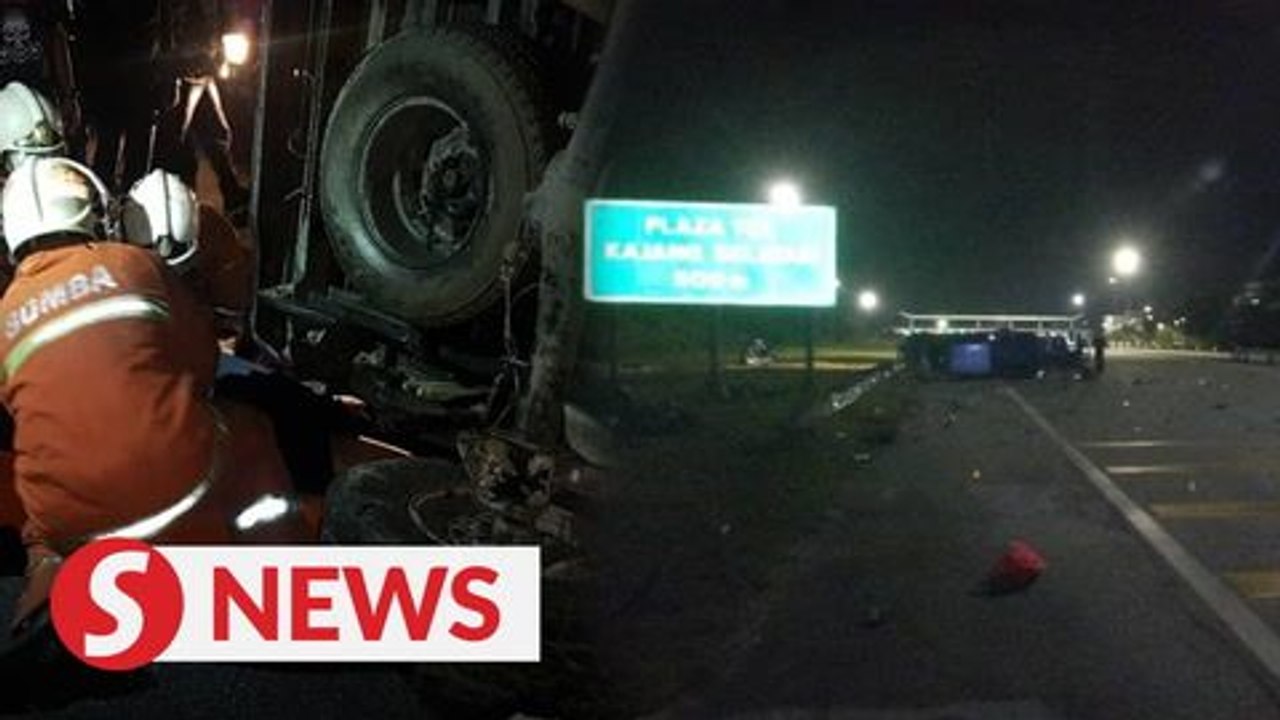 Cop dies after being hit by drunk driver at roadblock