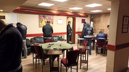 Ankara'da mühürlü kıraathane baskınında 25 bin 200 TL ceza kesildi