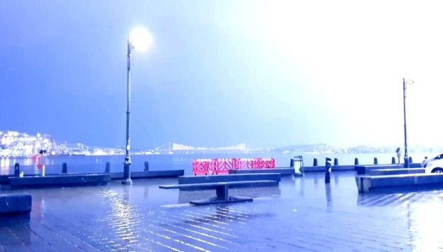 İstanbul'da gök gürültülü sağanak yağış etkili oldu