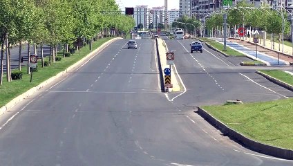 Diyarbakır'da cadde ve sokaklar kısıtlamanın 3'üncü gününde de boş kaldı