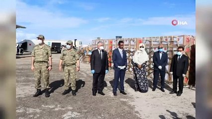Türkiye'nin tıbbi yardım malzemesi desteği Somali'ye ulaştı