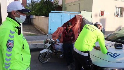 18 yaşındaki ehliyetsiz kağıt toplayıcısına ceza yağdı