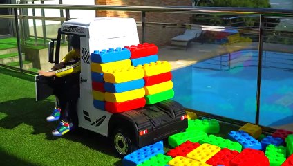 Artem and mom Kids funny jokes over rocker Pause Challenge