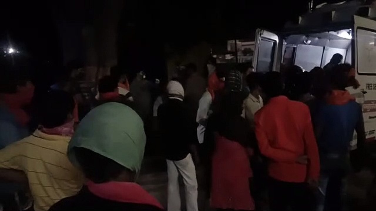 औरैया: ऑटो में बोलेरो गाड़ी की हुई टक्कर, एक की...
