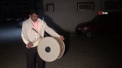 Bursa'da gönüllü davulcular sokaklarda