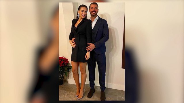 Lorena Gómez y René Ramos dan la bienvenida a su pequeño René