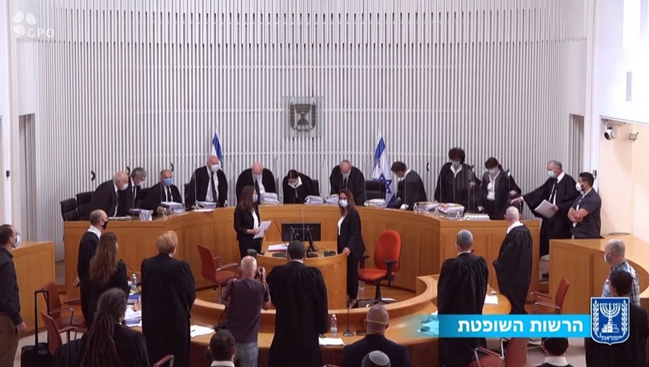 المحكمة العليا الإسرائيلية تنظر في الاتفاق بين نتانياهو وغانتس