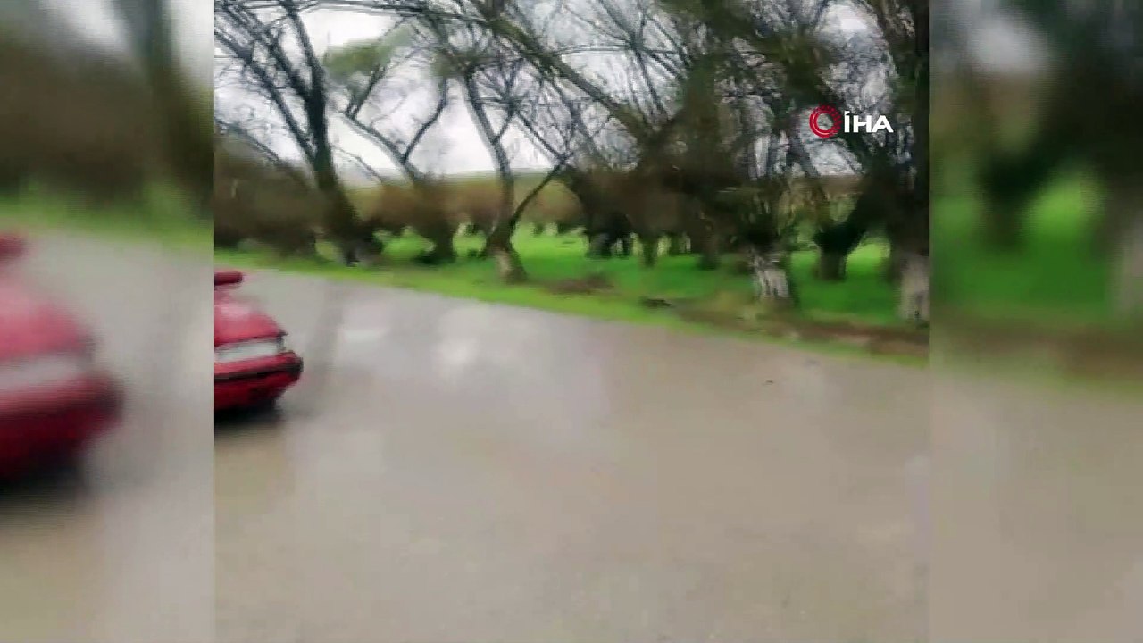 Kırıkkale’de sağanak yağış sonrasında ekili tarım alanları ve yollar sular altında kaldı