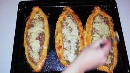 İftarlık Kıymalı Kaşarlı Pide - Terapi Mutfak