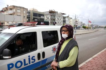 Polisin yasak denetiminden dram çıktı: 75 yaşındaki Fatma Nine yakınları tarafından sokağa atıldı