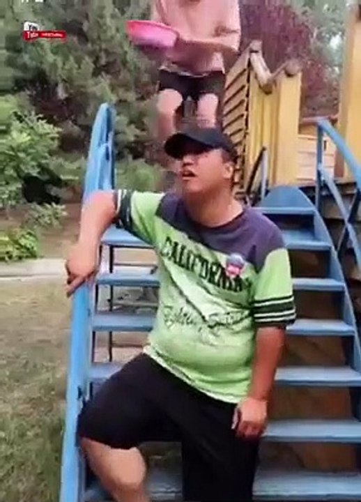 Most funny chaines video