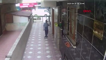 BAHÇELİEVLER'DEKİ AYAKKABI HIRSIZI KAMERADA