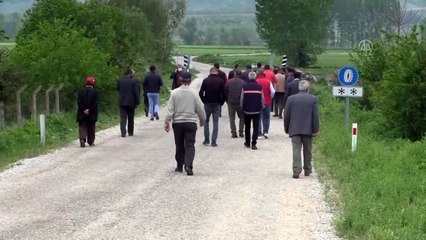 Köylüler Teke Deresi'ndeki kirliliğe tepki gösterdi - KIRKLARELİ