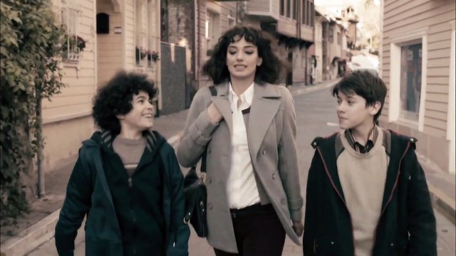 Kardeş Payı 3. Bölüm - Feyza’nın peşini bırakmayan Sinan ve Tarık