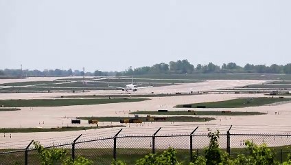 Alaska Airlines Boeing BBJ3 departing St.Louis Lambert International Airport