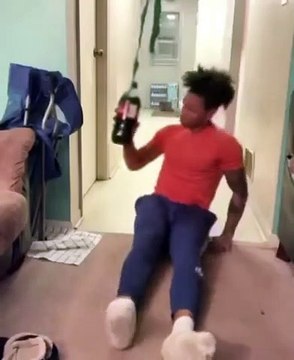 Le Coca est un sacré drogue, il pousse les gens à faire une expérience qui pète les plombs