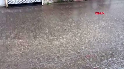 MANİSA Sağanak yağış, Kula'da hayatı olumsuz etkiledi