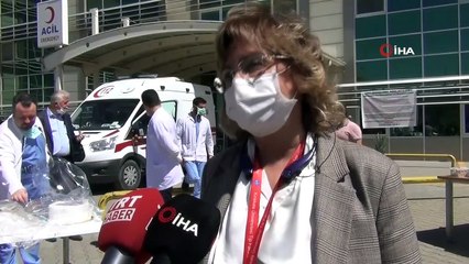 Sağlık Çalışanlarına Götürülen Yemek Kabındaki Duygulandıran Not