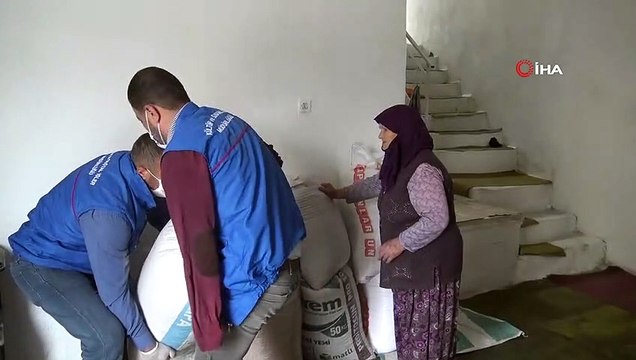 70’lik Nineden Örnek Davranış...Bağış Olarak 350 Kilo Nohut Verdi