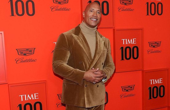 Dwayne Johnson urges kids to 'remain positive' at Nickelodeon's Kids' Choice Awards