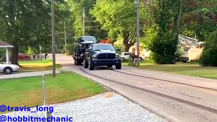 AMAZING and POWERFUL TRUCKS (Revs & Flames) _ ROLLING COAL ( 720 X 720 )