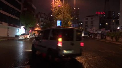 ESENYURT'TA KISITLAMANIN KALKMASIYLA SOKAĞA ÇIKTI