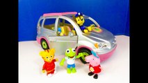 PARK NATURE ADVENTURE- Fisher Price Silver Musical SUV Ride with Popular Toys-