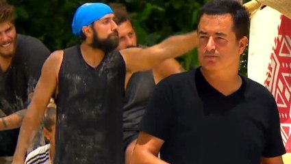 Survivor'da yarışmacı seçme hakkı olan Gönüllüler takımı, üst üste Ersin'i seçince tartışma çıktı