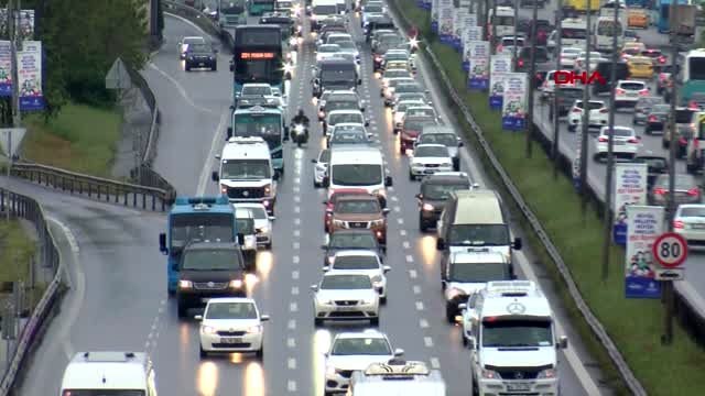 MALTEPE D-100 KARAYOLU'NDA TRAFİK YOĞUNLUĞU