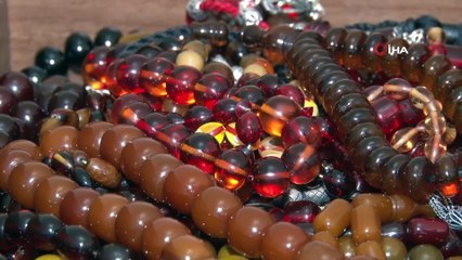 12 yıl önce başlayan tespih merakı koleksiyona dönüştü