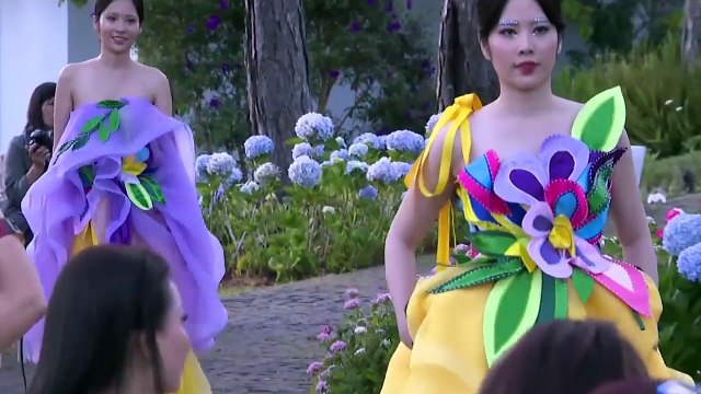 Nam Em đi chân trần nhảy múa như Cinderella tại Đà Lạt