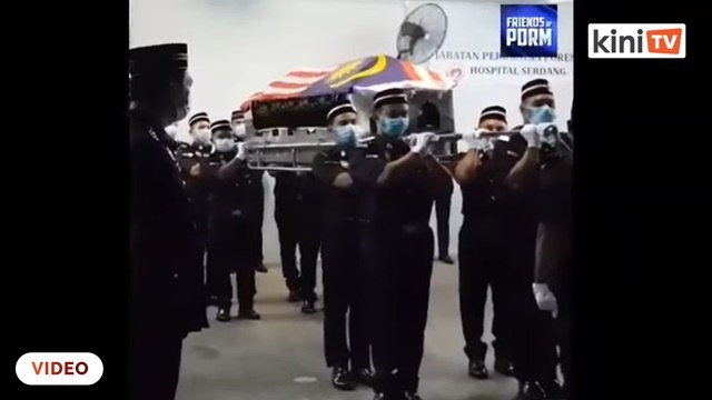 Polis Selangor beri penghormatan terakhir buat Allahyarham Koperal Safwan