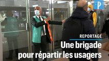 Comment la RATP tente de faire respecter la distanciation dans le métro