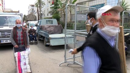 ANTALYA Pazar yerlerinde 'sosyal mesafe' hassasiyeti