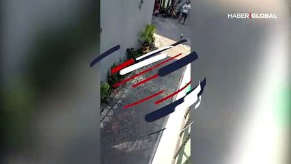 Motosikletli maymunun küçük çocuğu kaçırma girişimi kamerada