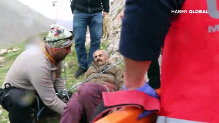Pancar toplarken uçurumdan düştü, saatlerce kurtarılmayı bekledi