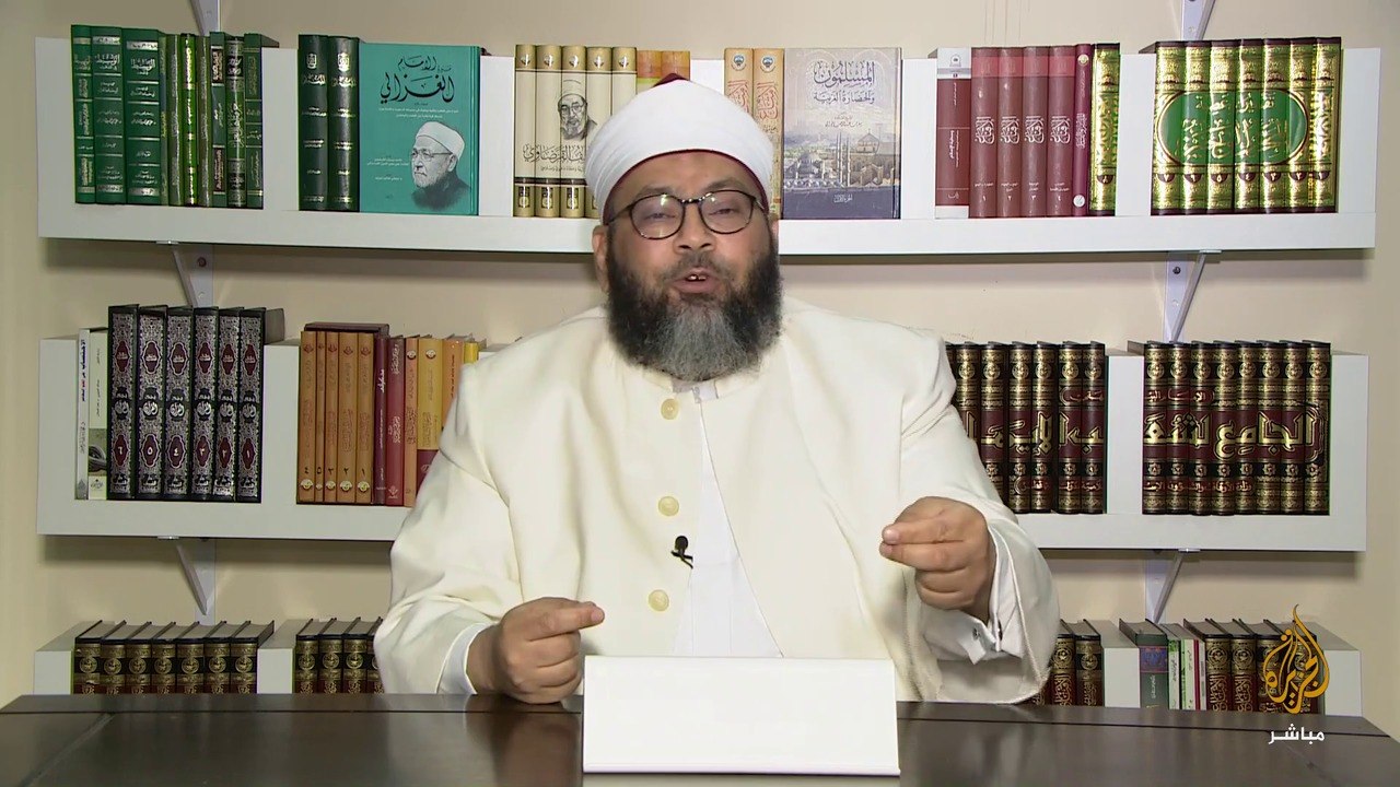 مقال الدكتور محمد الصغير: الإقناع في بطلان الصلاة خلف التلفاز والمذياع