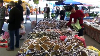 Pazarlarda En Çok Hurma Rağbet Görüyor