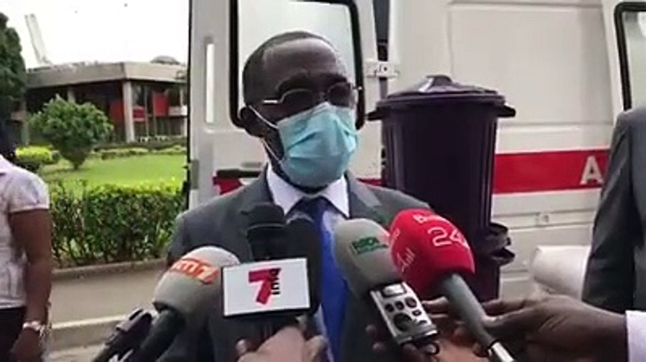 Coronavirus - Le Groupe YESHI fait don de deux ambulances et de matériels medicaux d'un coût global de 50 millions Fcfa au Ministère de la Santé et de l'Hygiène Publique