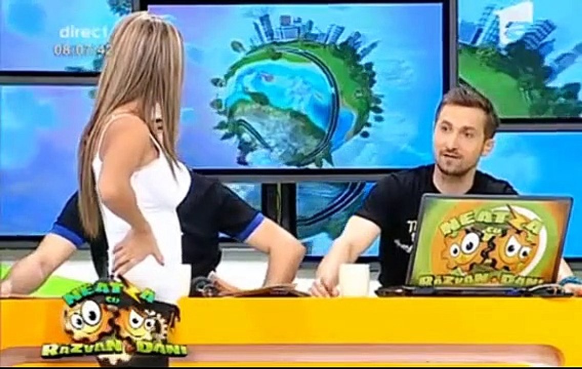 Roxana Vancea sexy dancing