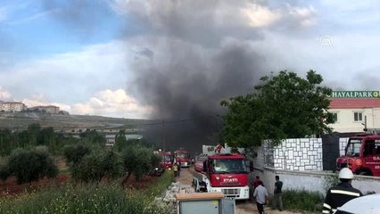 Elyaf atölyesinde yangın çıktı