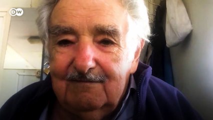 Mujica sobre a crise causada pela covid-19: "O mundo não será igual. Teremos que aprender a funcionar de uma forma diferente."