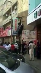Females Jumping from Shopping Center at Tariq Road, Karachi