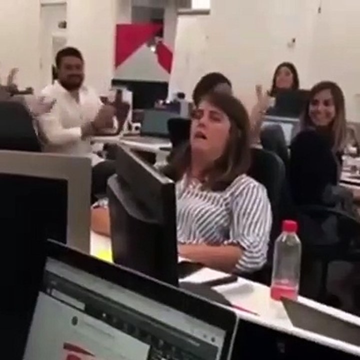 Sleeping Lady in The Office I Comedy & Entertainment in tThe Office