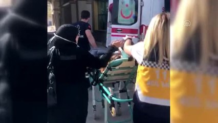 Suriyeli genç, beyin tümörü ameliyatı için Türkiye'ye getirildi