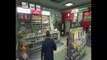 GTA V moments: Robbing a 24/7 store with a baseball ball