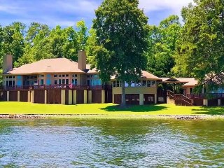 Endless Sunrise Lake Gaston | Lake Gaston Vacation Homes